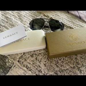 AUTHENTIC VERSACE GLASSES BRAND NEW